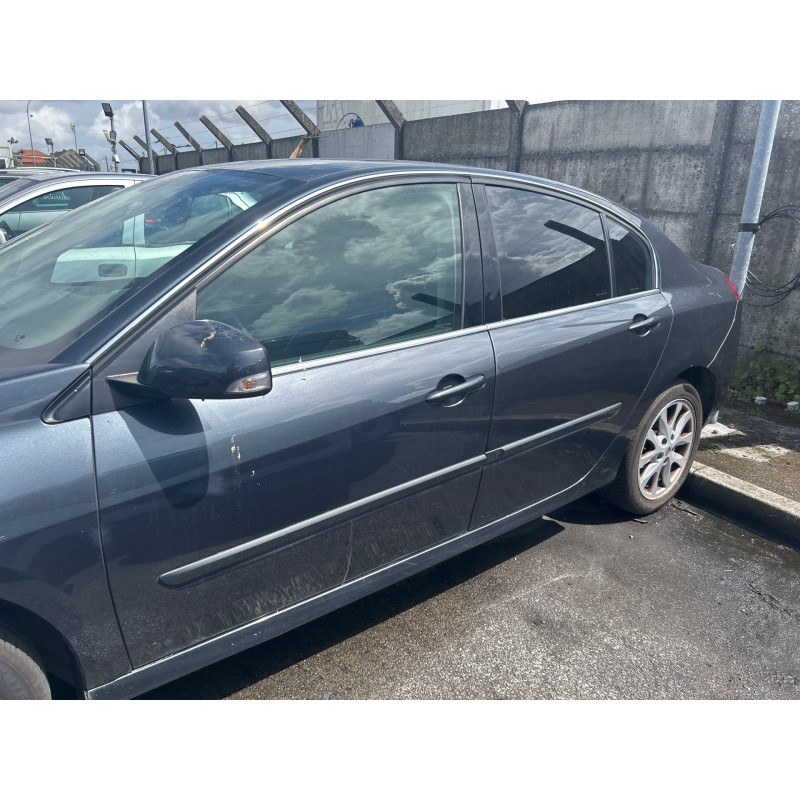 Pretensionneur de ceinture avant droit RENAULT LAGUNA 3 Photo n°13