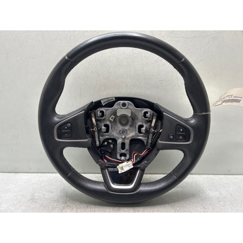 Volant RENAULT CLIO 4 Photo n°8