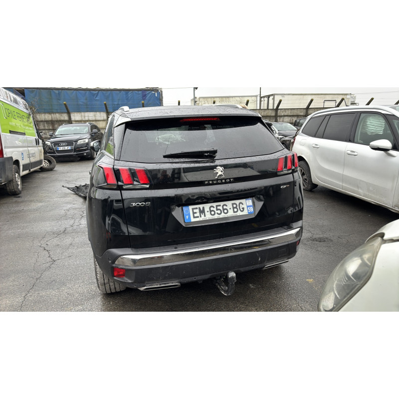 Reservoir AdBlue PEUGEOT 3008 2 Photo n°11