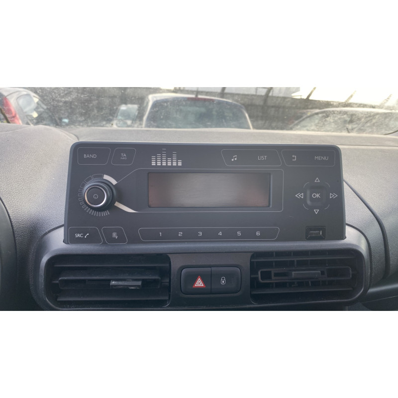 Reservoir AdBlue CITROEN BERLINGO 3 M Photo n°14