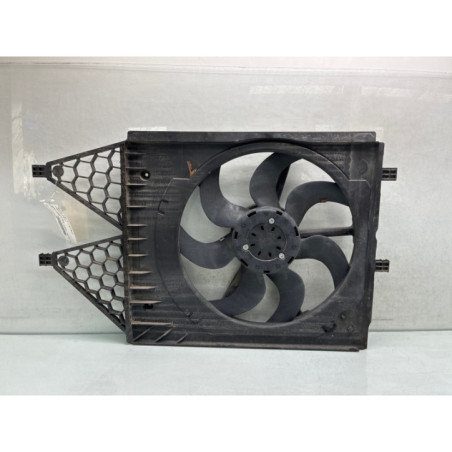 Moto ventilateur radiateur AUDI A1 1 Photo n°1