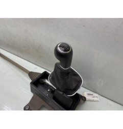 Levier de vitesses OPEL CORSA D