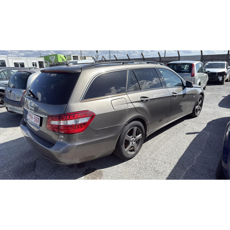 Cremaillere assistee MERCEDES CLASSE E 212 Photo n°18