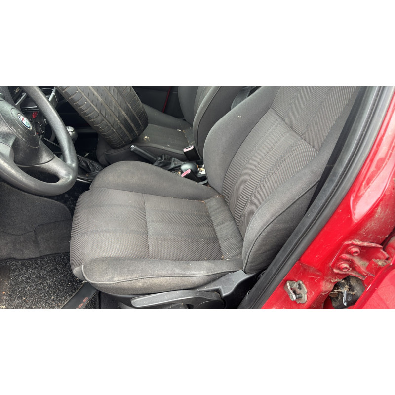 Pretensionneur de ceinture avant gauche ALFA ROMEO 147 Photo n°15