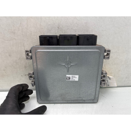 Calculateur moteur PEUGEOT 308 1 Photo n°1