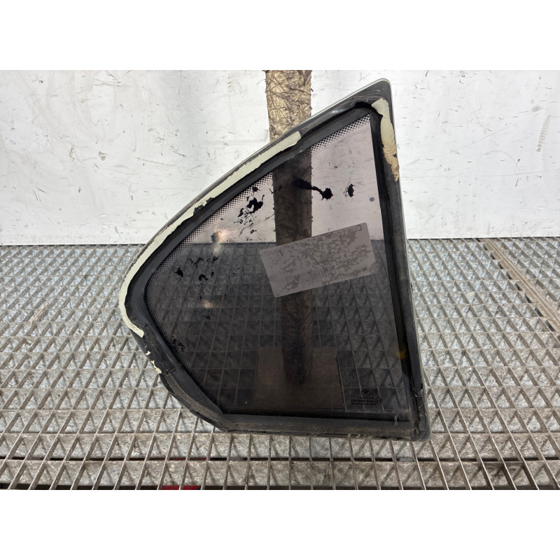 Custode arriere gauche (porte) BMW SERIE 3 E46 Photo n°1