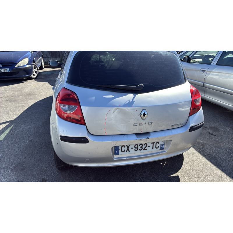 Pretensionneur de ceinture avant droit RENAULT CLIO 3 Photo n°9