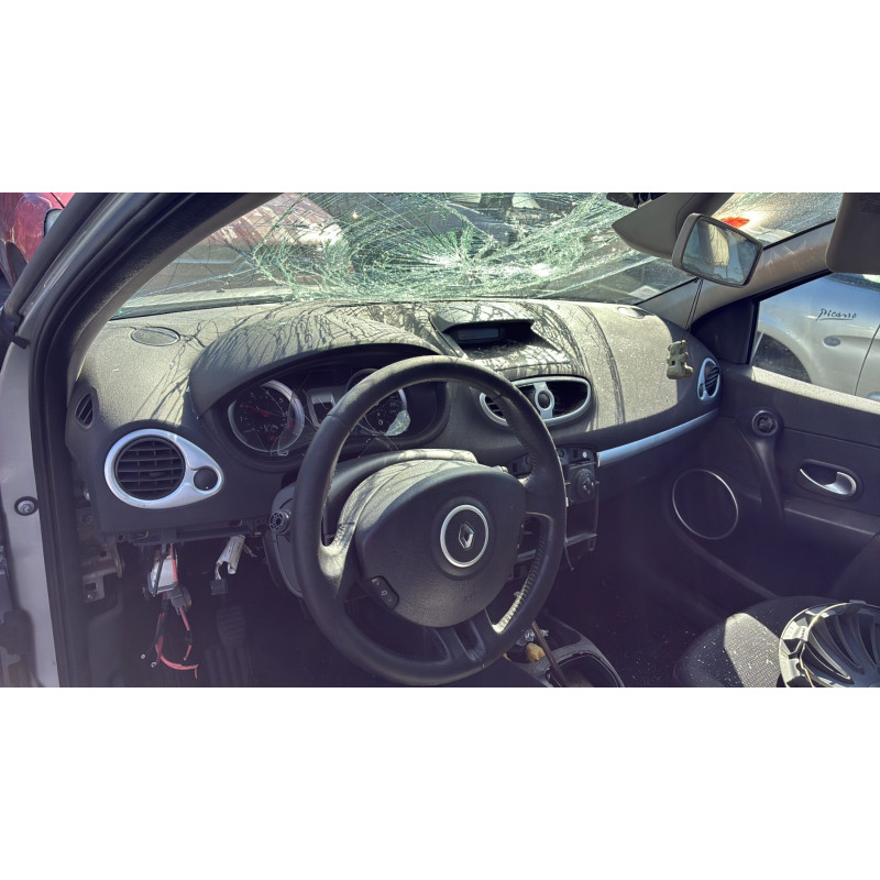 Pretensionneur de ceinture avant droit RENAULT CLIO 3 Photo n°15