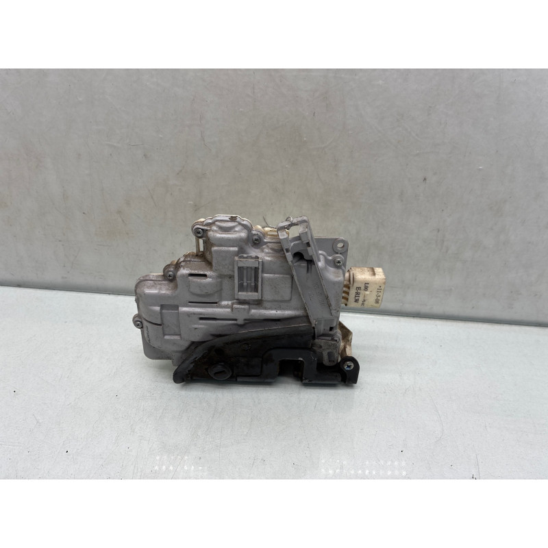Serrure arriere gauche AUDI A4 3 Photo n°3