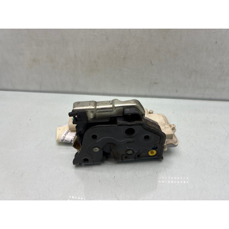Serrure arriere gauche AUDI A4 3 Photo n°4