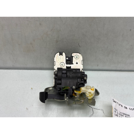 Serrure de coffre AUDI A4 3