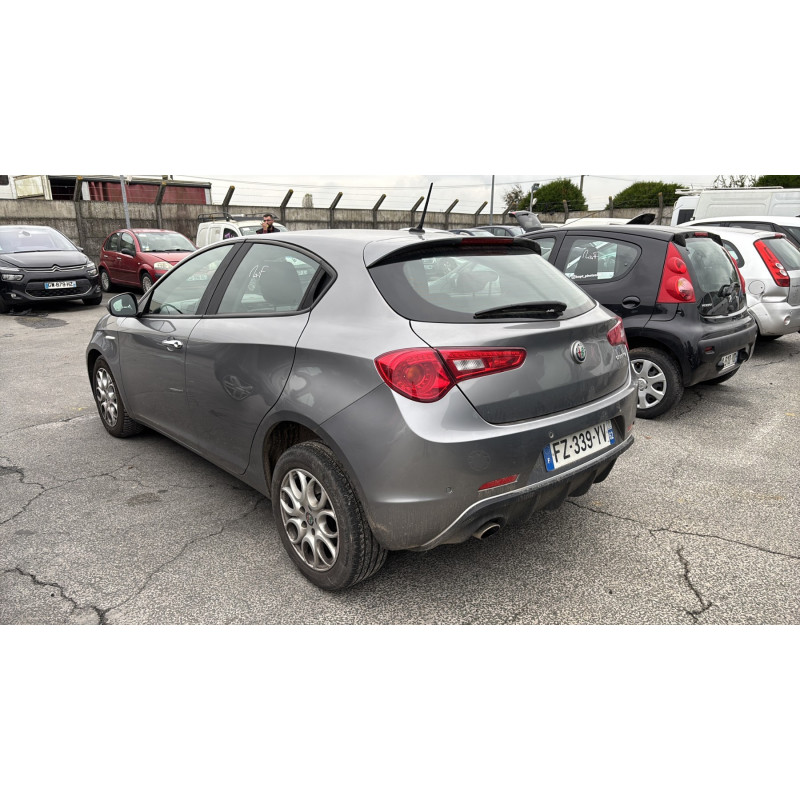 Vitre arriere gauche ALFA ROMEO GIULIETTA 2 Photo n°17