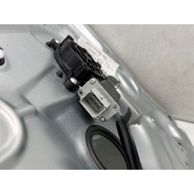 Leve vitre electrique avant droit ALFA ROMEO GIULIETTA 2 Photo n°5
