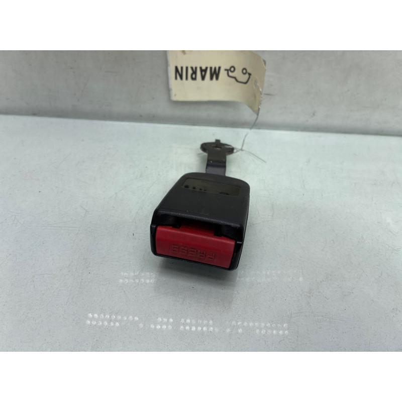 Attache ceinture avant droit RENAULT MASTER 3 Photo n°3