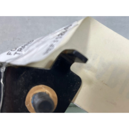Attache ceinture avant gauche FORD TRANSIT 3