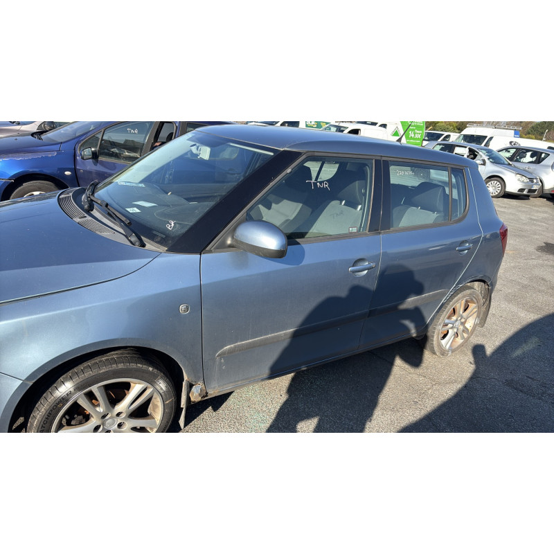 Interrupteur de leve vitre avant droit SKODA FABIA 2 Photo n°13