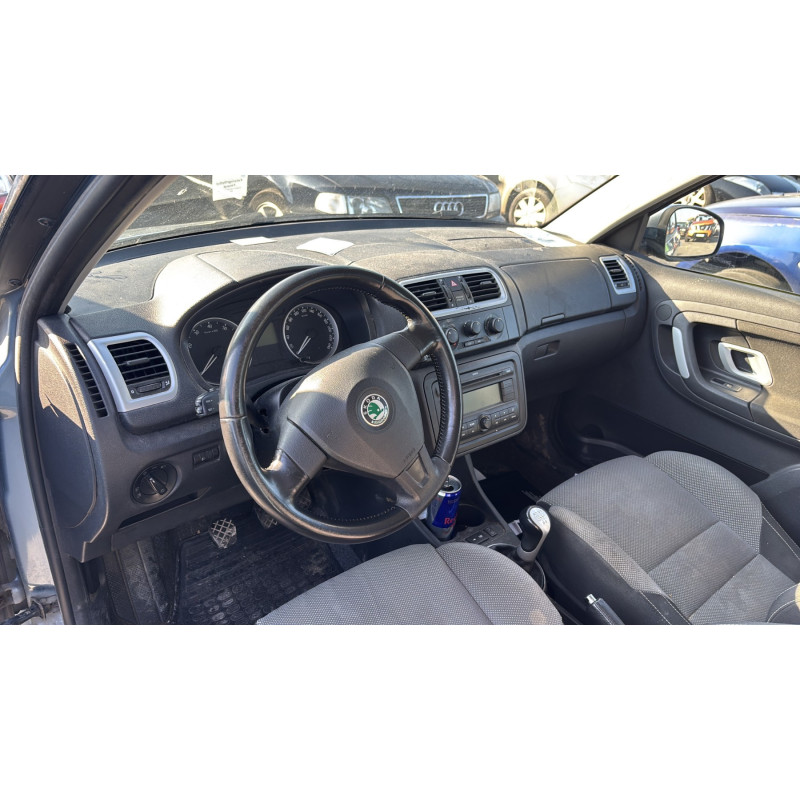 Interrupteur de leve vitre avant droit SKODA FABIA 2 Photo n°18