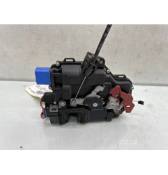 Serrure avant droit SKODA FABIA 2