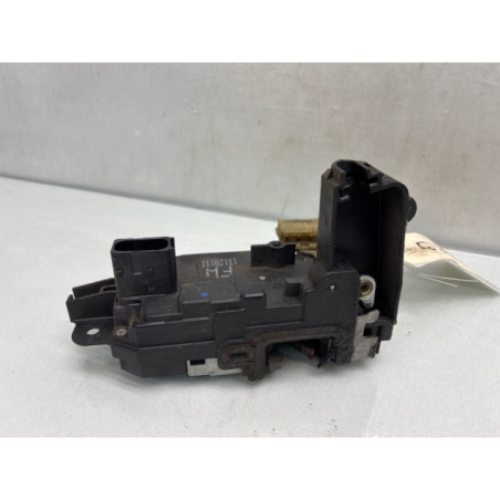Serrure avant gauche OPEL ASTRA H