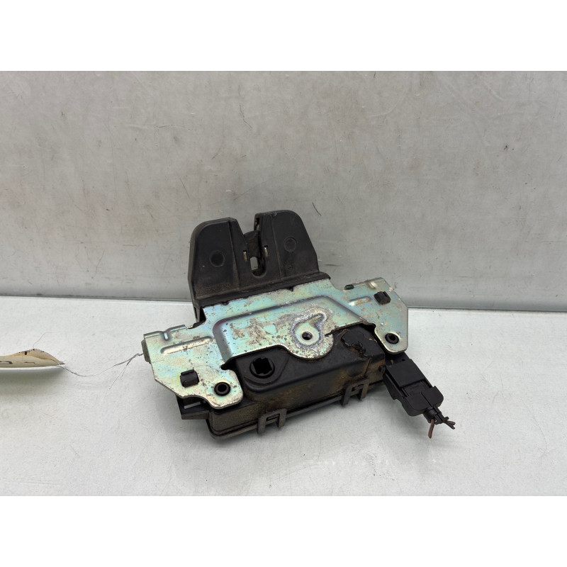 Serrure de hayon OPEL ASTRA H Photo n°3