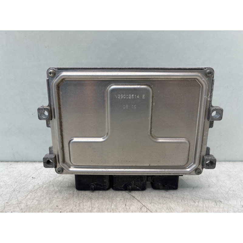 Calculateur moteur CITROEN C3 2 Photo n°4