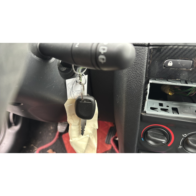 Serrure arriere droit RENAULT CLIO 2 CAMPUS Photo n°13