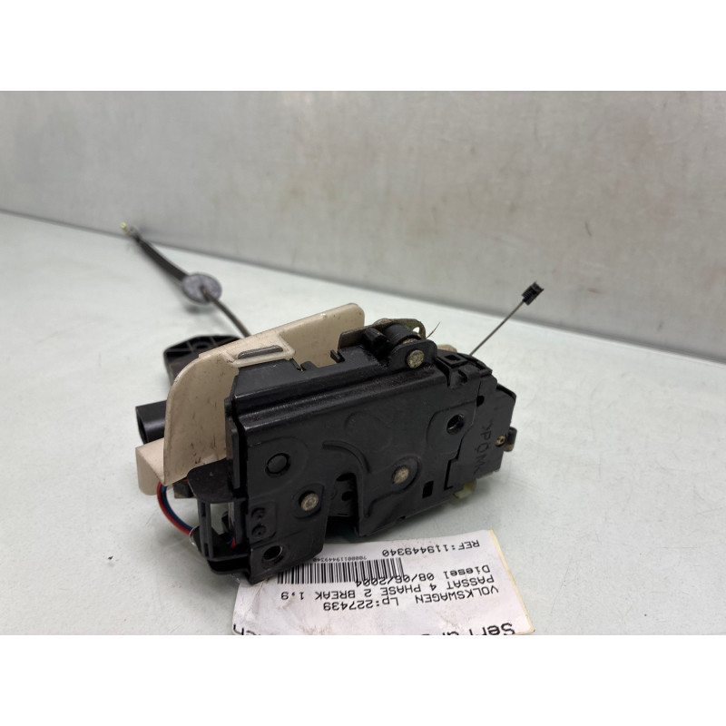 Serrure arriere gauche VOLKSWAGEN PASSAT 4 Photo n°4
