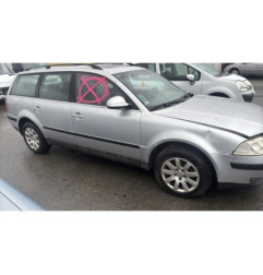 Serrure avant gauche VOLKSWAGEN PASSAT 4