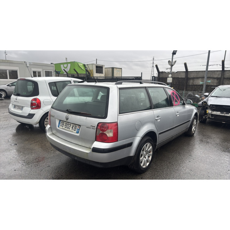 Serrure avant gauche VOLKSWAGEN PASSAT 4 Photo n°9