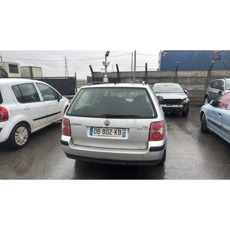 Serrure avant gauche VOLKSWAGEN PASSAT 4 Photo n°10