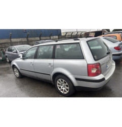 Serrure avant gauche VOLKSWAGEN PASSAT 4