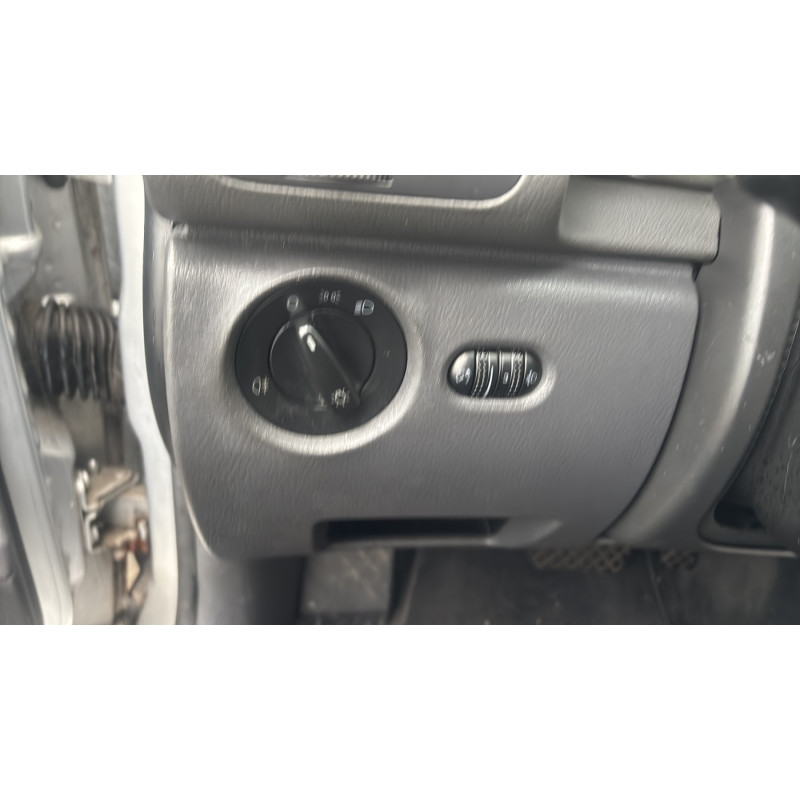 Serrure avant gauche VOLKSWAGEN PASSAT 4 Photo n°19
