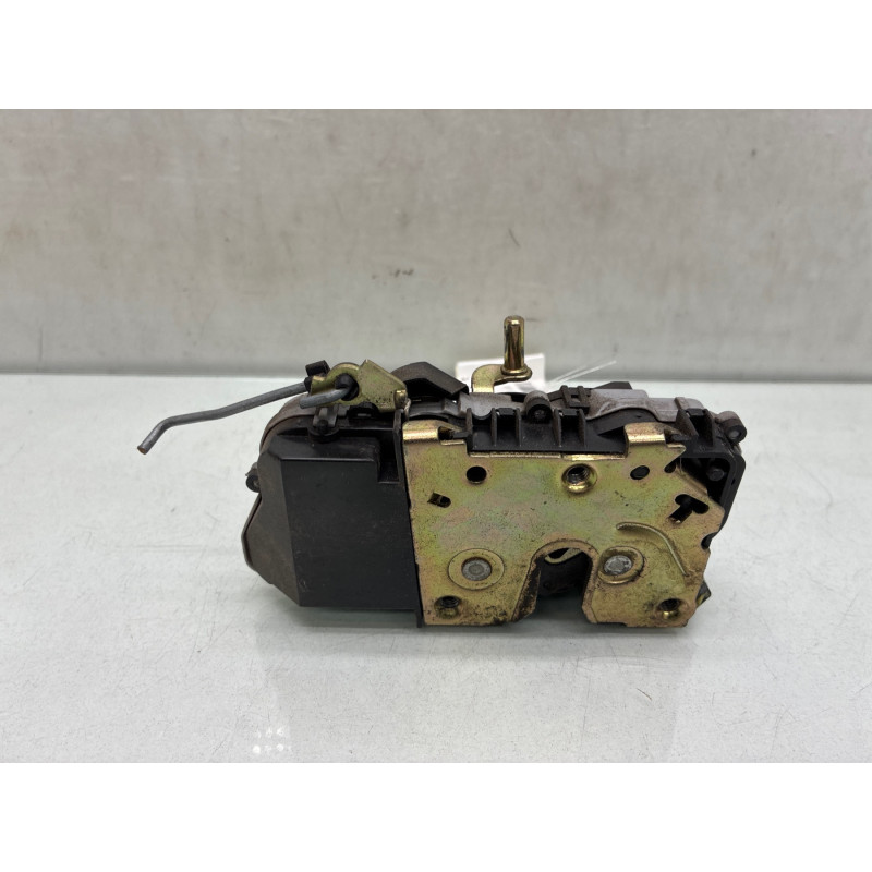 Serrure avant droit CITROEN XSARA PICASSO Photo n°4