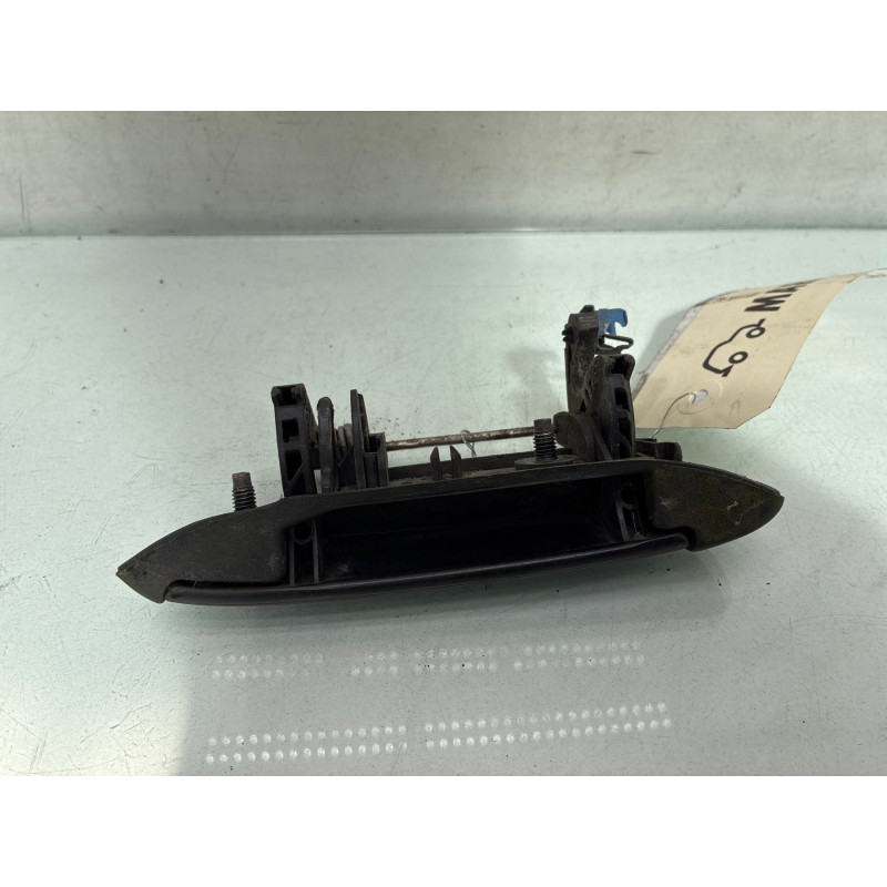 Poignee porte arriere droit RENAULT CLIO 2 Photo n°1