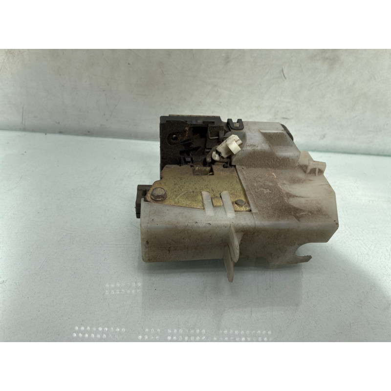 Serrure arriere droit RENAULT CLIO 2 Photo n°1