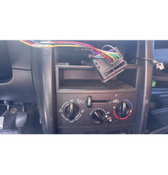 Pretensionneur de ceinture avant droit PEUGEOT 207