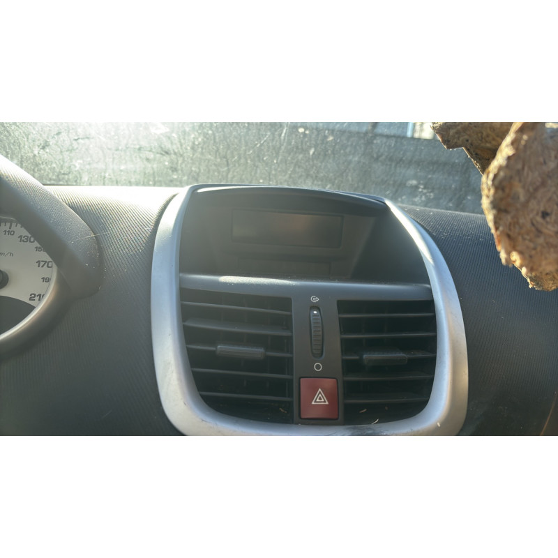 Pretensionneur de ceinture avant droit PEUGEOT 207 Photo n°20