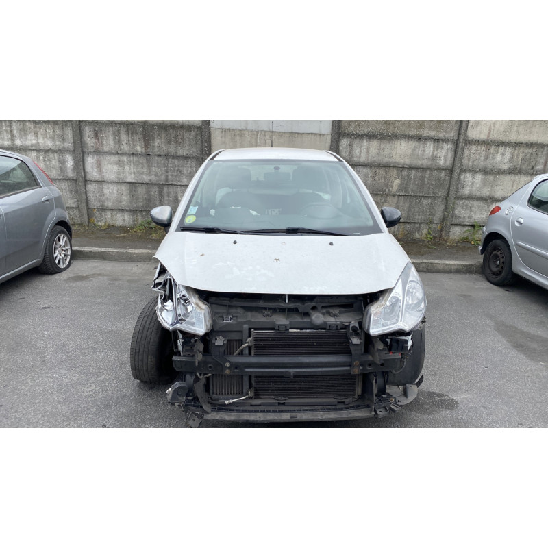 Reservoir AdBlue CITROEN C3 2 Photo n°11