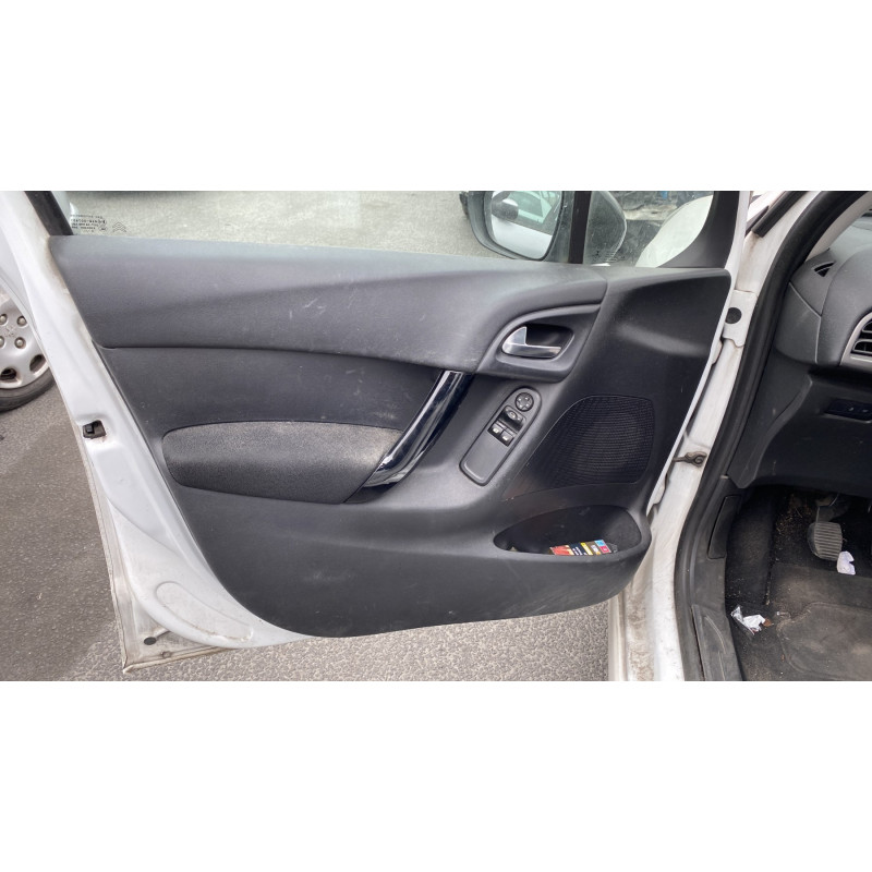 Reservoir AdBlue CITROEN C3 2 Photo n°12