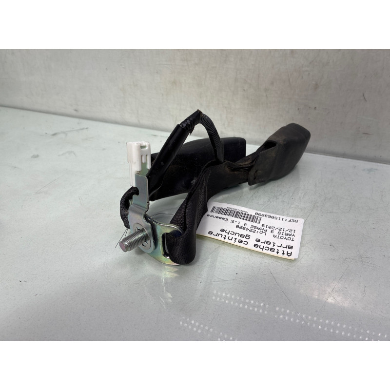 Attache ceinture arriere gauche TOYOTA YARIS 3 Photo n°3