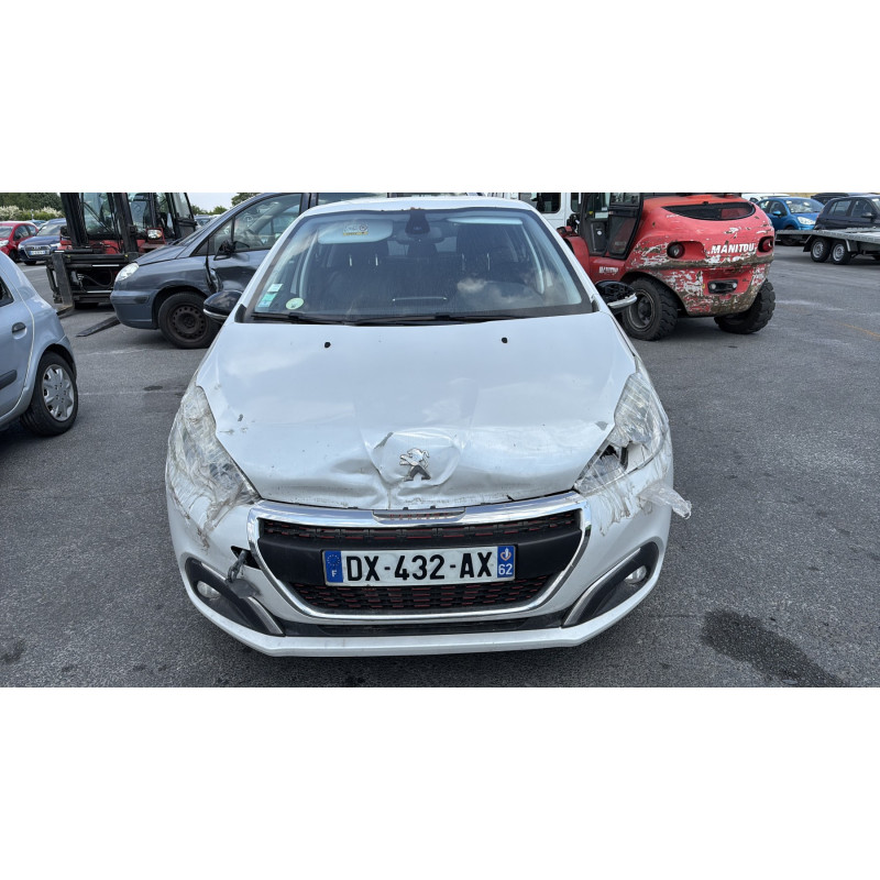 Reservoir AdBlue PEUGEOT 208 1 Photo n°5