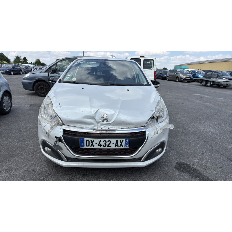 Reservoir AdBlue PEUGEOT 208 1 Photo n°13