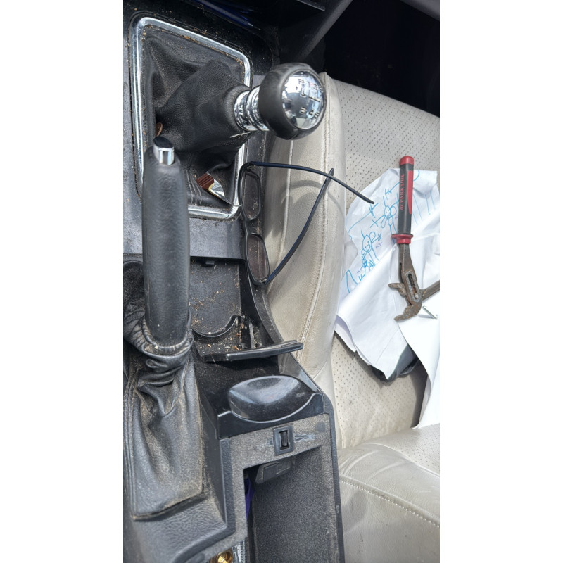 Poignee porte avant gauche PEUGEOT 407 Photo n°18