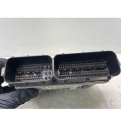 Calculateur moteur KIA CEE-D 2 Photo n°1
