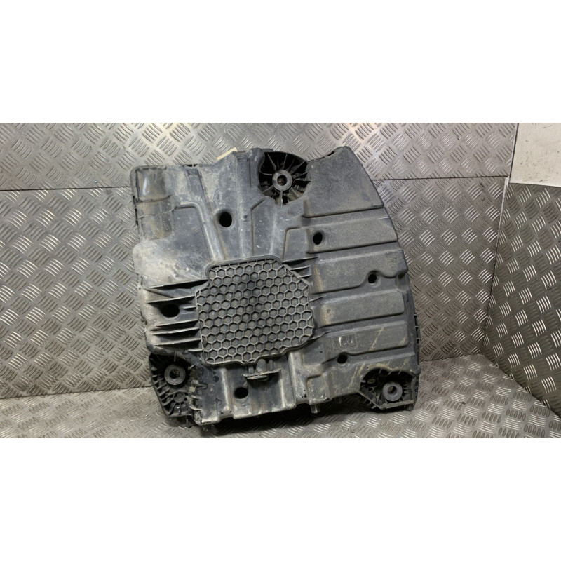 Reservoir AdBlue PEUGEOT 208 1 Photo n°5