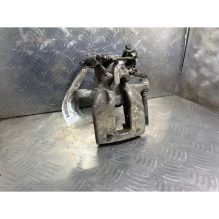 Etrier arriere droit (freinage) TOYOTA AURIS 2