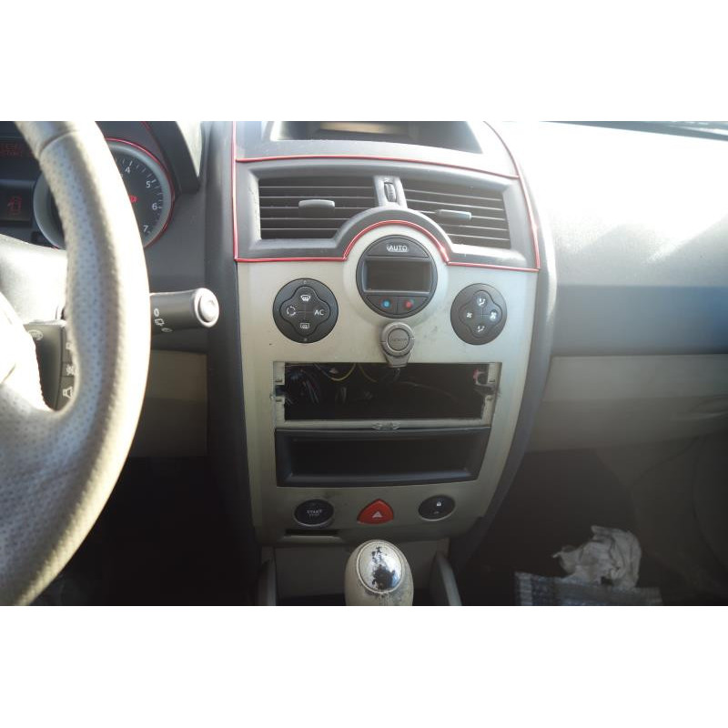 Etrier avant droit (freinage) RENAULT MEGANE 2 Photo n°9