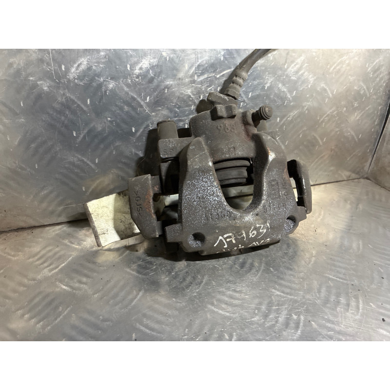 Etrier avant gauche (freinage) RENAULT CLIO 4 Photo n°3