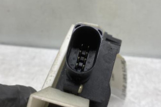 Serrure avant droit VOLKSWAGEN PASSAT 4