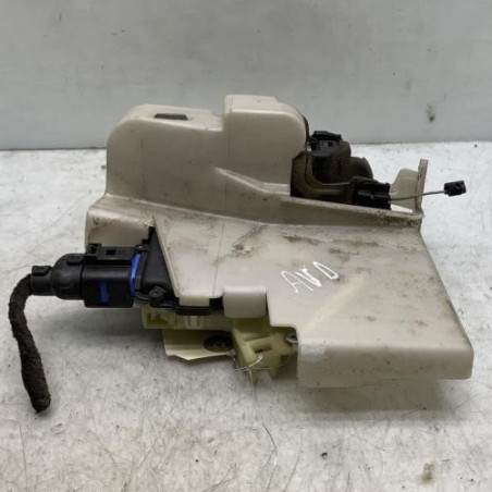 Serrure avant droit VOLKSWAGEN POLO 4